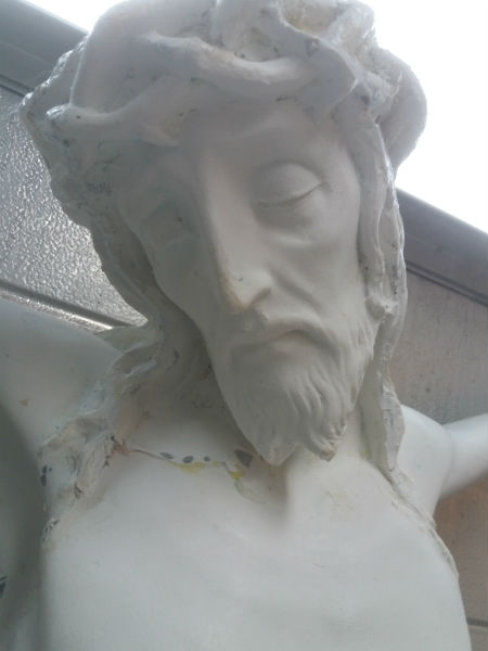 jesus, jesus statue in polyester, jesus statue in vinylester, replica jesus statue, christ statue, replica christ statue, movie prop, film prop, set prop, decor, film decor, film decoration, film prop, stage prop, prop, wall decoration, prop, prop maker, propmaking