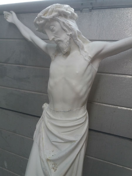 jezus, jezus beeld in polyester, jezusbeeld in vinylester, replica jezus beeld, christusbeeld, replica christus beeld, movieprop, filmprop, setprop, decor, filmdecor, filmdecoratie, filmrekwisiet, toneelrekwisiet, rekwisiet, muurdecoratie, prop, propmaker, propmaking