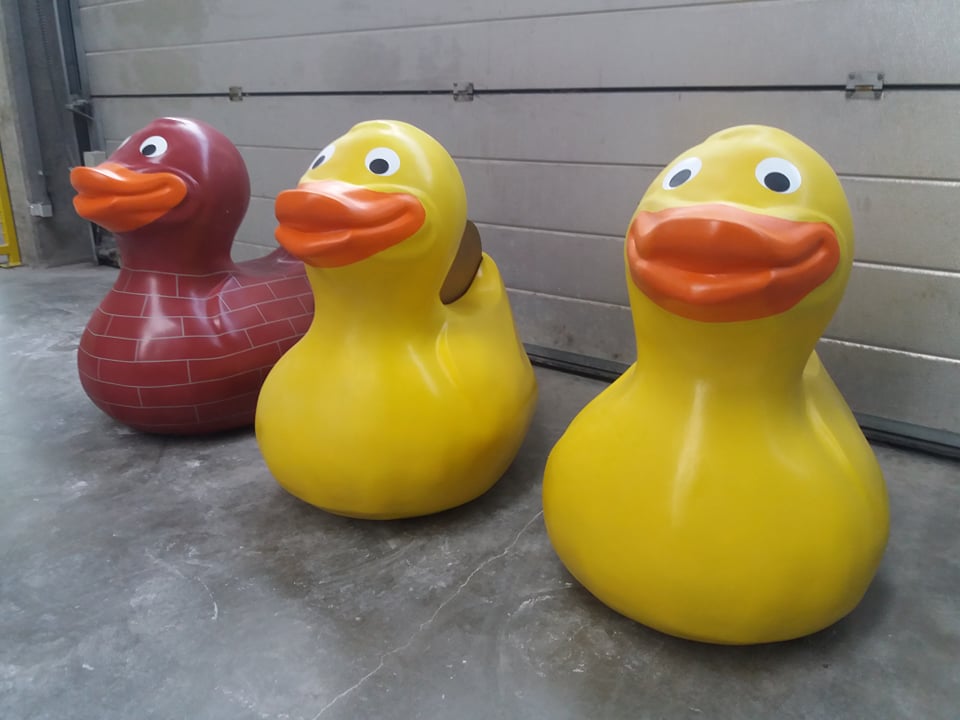 bath duck, styrofoam duck, bath duck in eps, sculpting duck, big duck in styrofoam, duck in polyester, bath duck in polyester, XL bath duck, XL duck, decoration duck, advertising object,canard de bain, canard de bain en polystyrne, canard de bain en eps, canard sculptant, grand canard en polystyrne, canard en polyester, canard de bain en polyester, canard de bain XL, canard XL, canard de dcoration, objet publicitaire,Badeente, Styroporente, Badeente in EPS, Skulpturente, Groe Ente in Styropor, Ente in Polyester, Badeente in Polyester, XL-Badeente, XL-Ente, Dekorationsente, Werbegegenstand, stage attribute, stage prop, stage prop, TV prop, set construction, prop, set decoration, props, blowups