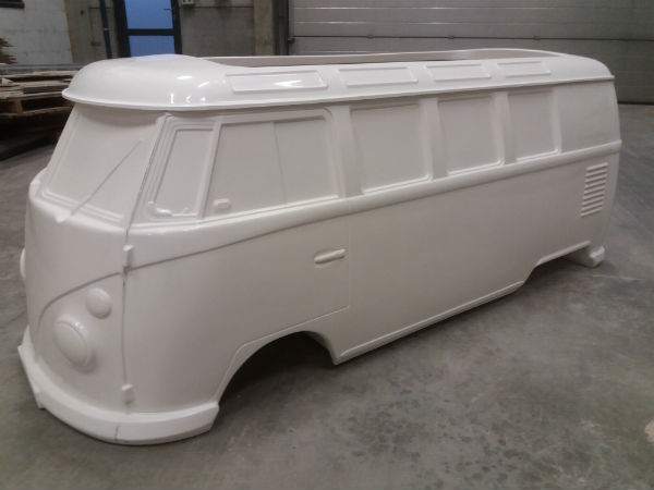 afbeelding van een Splitscreen, camper, van, tot rod, totrod, shell for go cart, Bully, fiberglass shell, samba,fiberglass body, bully, pickup bully, panel,panelvan, transporter, sambabus,gocart body,  pedal car, cox, combi, replica, panelbus, tot rod, kit car, hotrod,  go cart,  custom,  pickup, pick-up, totrods