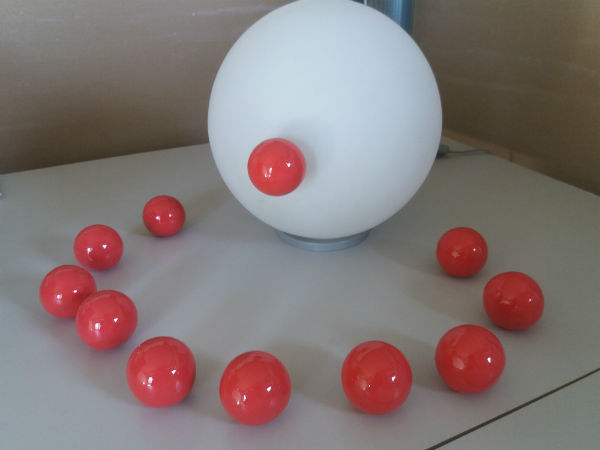 image of bumba, bumba nose, bumba theater plopsa, stage finish, ornamental balls, polyester ball, polyester ball 5 cm, small polyester ball, artificial balls, decoration, decor, sculpter, set construction, thematization, theatralization, stage prop, setprop