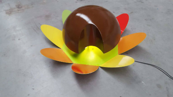 afbeelding van polyester praline, 3D praline, props, blowups, chocolate, chofleur, chocolade, reclamecampagne, reclameobject, winkeldecoratie, uitvergroot beeld, 3Dfiguur, beursstand,  decor, decor voor themaparken, thematisatie,  decorbouw, decoratie,polyester beelden, polyester figuren, pretpark, attractiepark, familiepark,polyester beeld,praalwagens, props, festivals, parade, themapark, handmade decoraties, polyester thema's, interieurbouw, polyester maatwerk, onderdelen vervaardigen, kunstcreaties, hand lay up bewerking, vormstukken, kunstobject,speeltoestellen,theming, thematisatie,  rollercoaster, candyland, 3D figuren, polyester parades,pretpark, kermis, attractie, attractiebouw, attractiepark, kunst, splashbaan, glijbaan, attractie pretpark, waterglijbaan,paradewagens,festival, podium, decorbouw,herstelling glijbaan, polyesterdesign, polyester attractie, amusement, recreatie, pretpark vormstukken, decor, decorstukken,billboards beelden