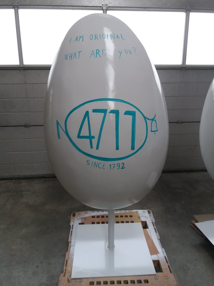 image of 3D egg, large egg, XL egg, XXL egg, mega egg, decoration egg, egg 100cm, egg 110cm, egg 125cm, egg 135cm, egg with base, Easter egg, fiberglass egg,Easter decoration, set decoration, decorative piece, decorative piece, decorative object, polyester egg , egg in polyester, sidewalk decoration, plastic customization, polyester customization, eyecatcher, eye catcher, blow up, plastic design, polyester design, shop decoration, shop window decoration, theatralization, art image, art object, sculpture, sculpting