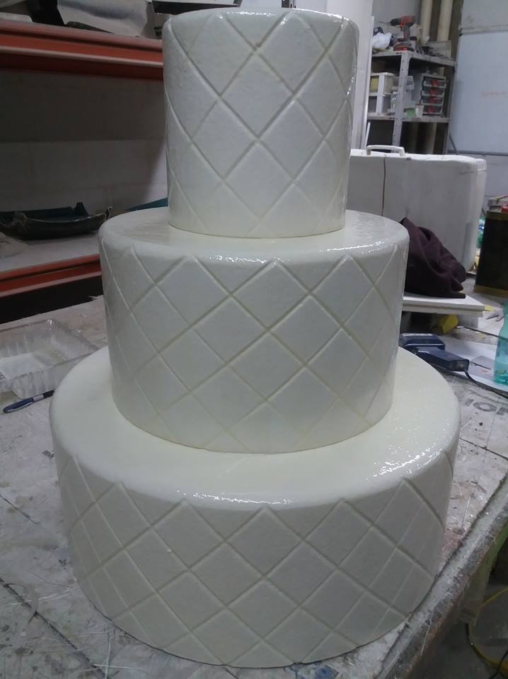 wedding cake in styrofoam, wedding cake in styrofoam, pie in styrofoam, pie in styrofoam, pie in EPS, pie in tempex, polystyrene foam, shapes in styrofoam, cake dummie, pie dummy in styrofoam, pie slices in styrofoam, polystyrene sculpter, styrofoam blocks, set prop, film plug, filming attribute, prop, props in styrofoam, stage prop, television prop, television plug, blowup, styrofoam blow up, blow up in styrofoam, eyecacther, stage props, props, stage building, decoration, blow up for photo shoot