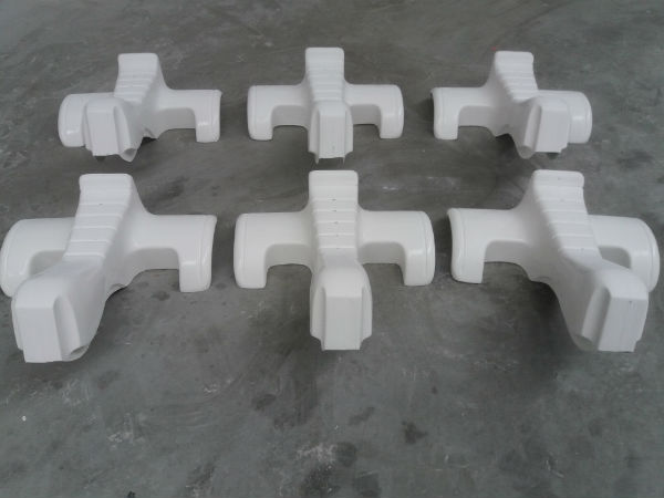 afbeelding van polyester quad, polyester trike, kleine quad, kleine trike, kinderquad, kindertrike ,props, blowups, 3D beelden , 3D figuren, polyesterwerk, polyesterproject, polyester design, animatiepark, pretpark, polyester in pretpark,polyester indoorpark, speeltuig in polyester,tiki stijl, kunst, attractie, attractiepark, decor, decorbouw, attractie voor pretpark, figuur in polyester