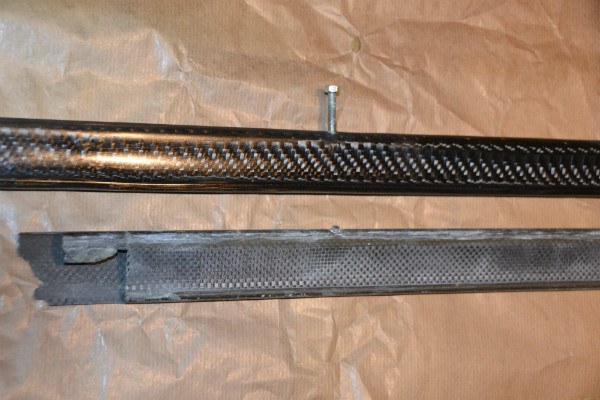 image of carbon, carbon damage, carbon restoration, carbon trunk spoiler, carbon replica, carbon component, carbon piece, piece in Carbon, part of carbon, carbon part