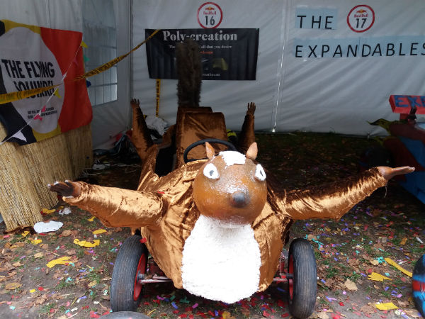 image of a soapbox, soapbox race, soapbox race 2017, redbull soapbox race, redbull soapbox race2017, the flying squirrel, sick-sized squirrel, big squirrel, team the flying squirrell, polyester squirrel, squirrel in polyester, soapbox in polyester, polyester made-to-measure, thematisation, theming, caisse � savon, redbull caisse � savon