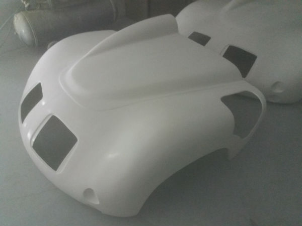 afbeelding van 718,718 louver,body kit, bodykit,kitcar, 718 kitcar, 718 kit car,  718 rear part, 718 replica, 718 replica racer, 718 stoel, replica, 718 replica, polyester stoel, polyester kuipzetel, polyester cupzetel