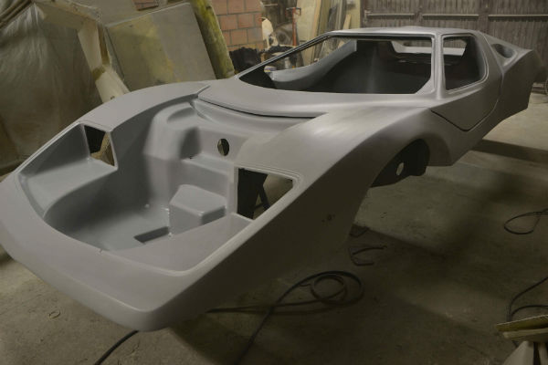 afbeelding van replica, nova kit car, nova polyester kitcar, nova body replica, kit car nova,kitcar op kever chassis, kit car op kever chassis